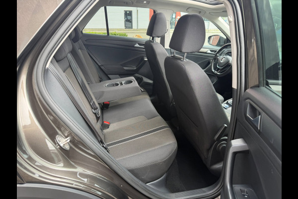 Volkswagen T-Roc 1.5 TSI DSG ACC Pano Carplay Navi PDC Lane