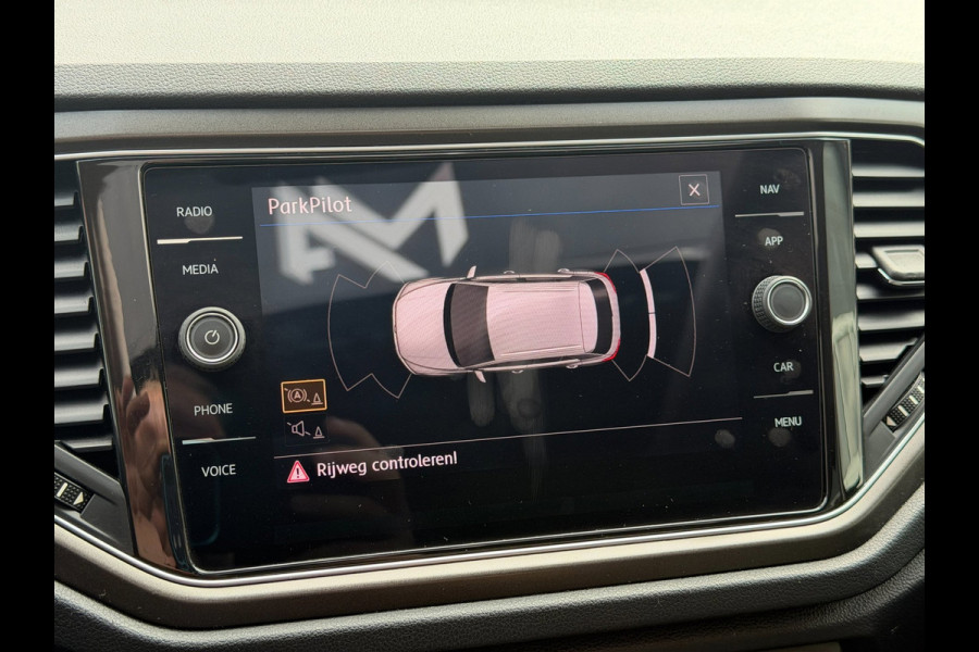 Volkswagen T-Roc 1.5 TSI DSG ACC Pano Carplay Navi PDC Lane