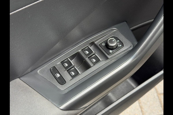 Volkswagen T-Roc 1.5 TSI DSG ACC Pano Carplay Navi PDC Lane