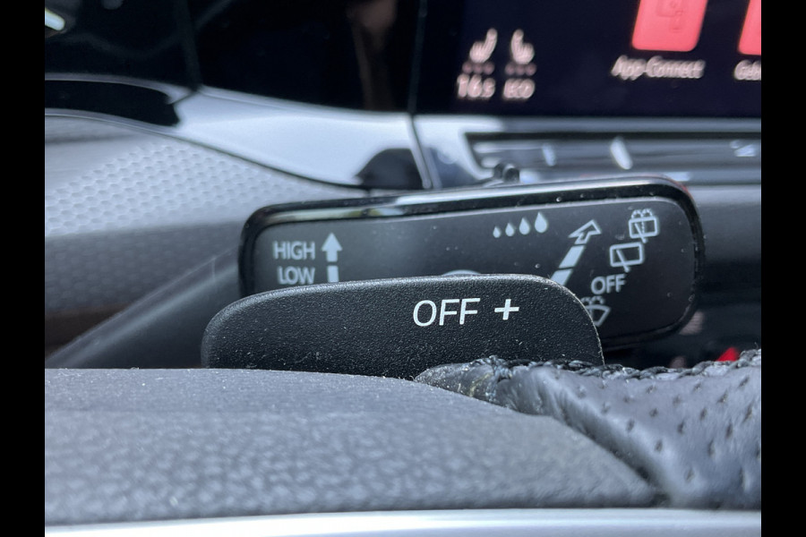 Volkswagen Golf 1.4 eHybrid GTE PHEV 259PK Afn.Trekhaak Adap.Cruise SOH 90.1% Led Camera Stoelverw Orig.NL UITSTRALING!