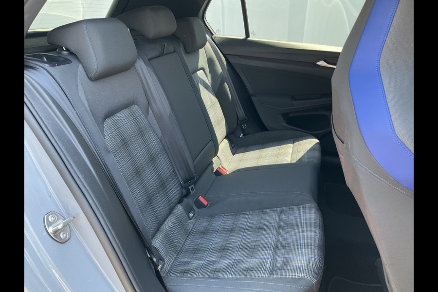 Volkswagen Golf 1.4 eHybrid GTE PHEV 259PK Afn.Trekhaak Adap.Cruise SOH 90.1% Led Camera Stoelverw Orig.NL UITSTRALING!