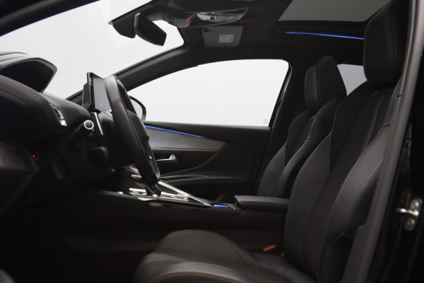 Peugeot 3008 1.2 PureTech 130 PK GT, Panoramadak, Trekhaak, Adap. Cruise Control, Carplay, Camera