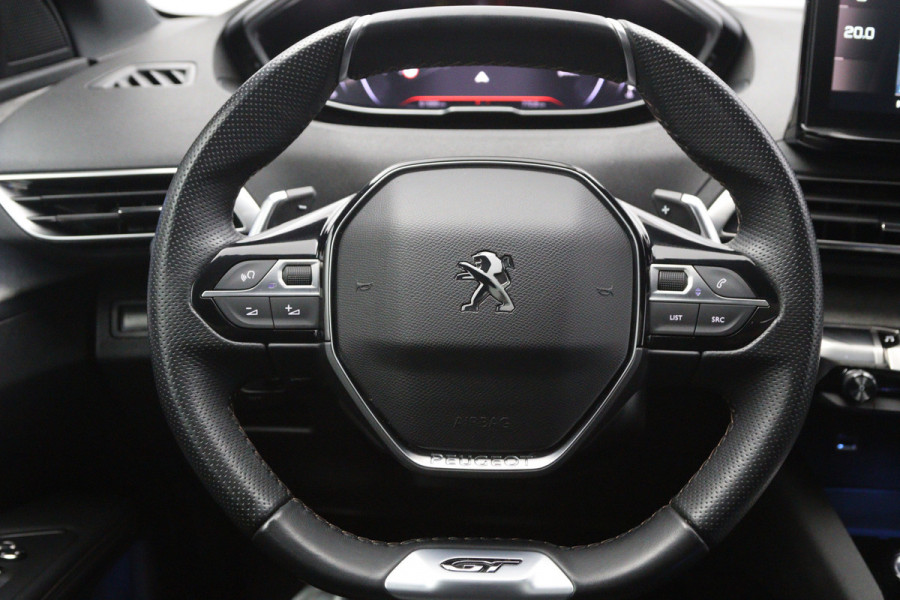 Peugeot 3008 1.2 PureTech 130 PK GT, Panoramadak, Trekhaak, Adap. Cruise Control, Carplay, Camera