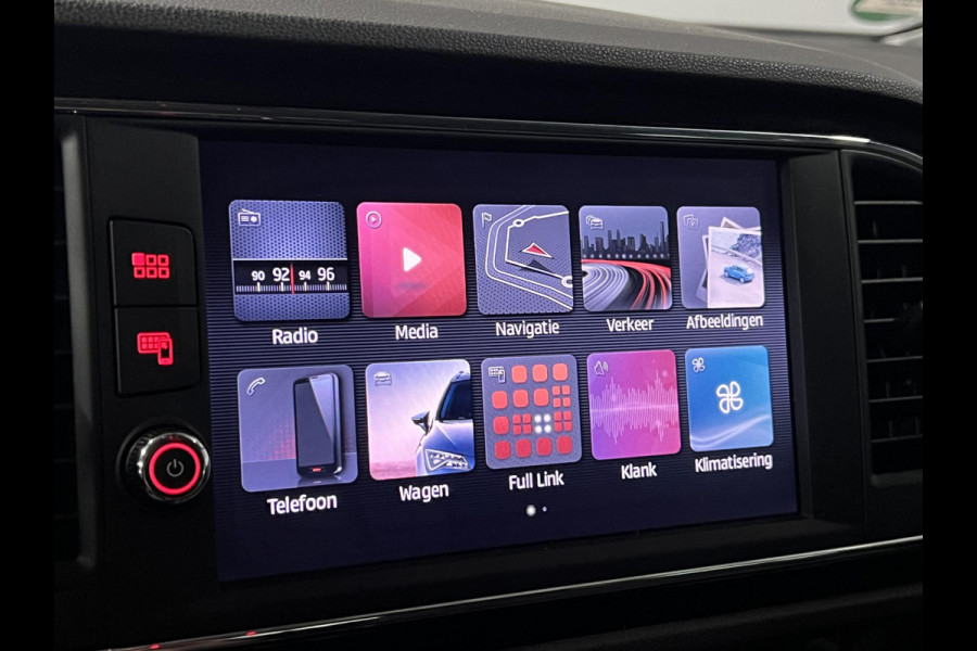 Seat Leon ST 1.5 TSI FR Business Intense | Cruise control | Achterruitrijcamera | Carplay | Beats soundsystem | Climate control | Navigatie | Airco | Parkeersensoren