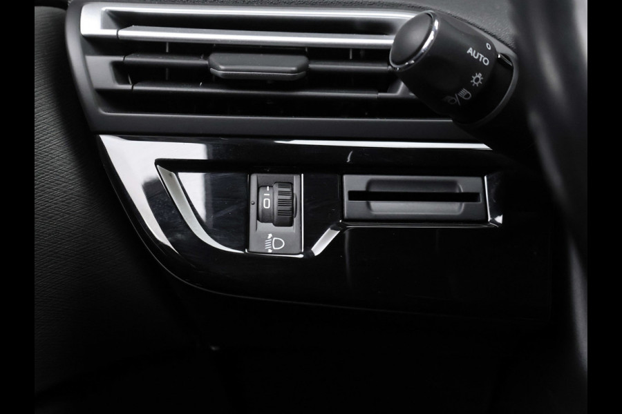 Citroën Grand C4 Spacetourer 1.2 PureTech Shine Sport (APPLE CARPLAY,NAVI,CAMERAPDC,CLIMATE,CRUISE,GETINT,SPORTSTOELEN,LM VELGEN)