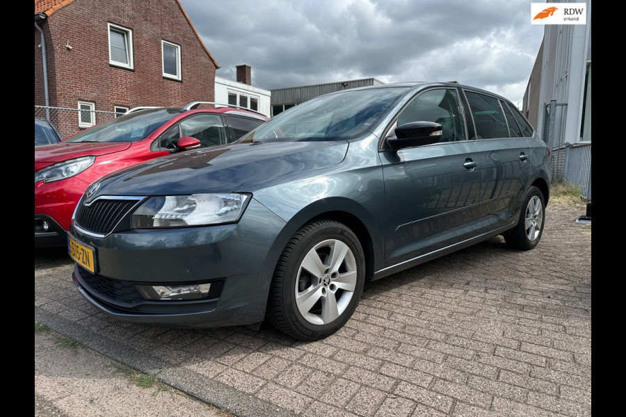 Škoda Rapid Spaceback 1.0 TSI Greentech Drive * PANO * TREKHAAK * AUTOMAAT *