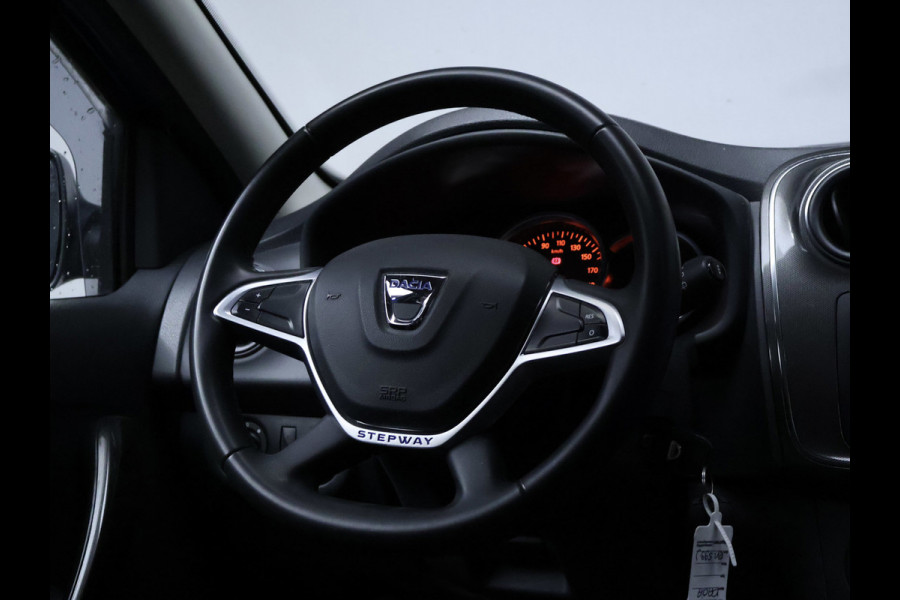 Dacia Sandero 0.9 TCe Bi-Fuel SL Stepway Sport (NAVI,PDC,AIRCO,CRUISE,BLUETOOTH,ELEKTRISCH PAKKET,SPORTSTOELEN,LM VELGEN)