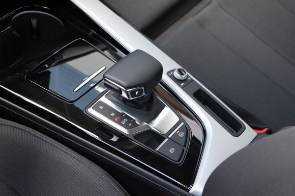 Audi A4 Limousine 35 TFSI Advanced Edition org.NL