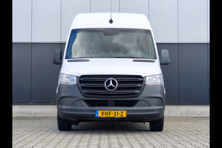 Mercedes-Benz Sprinter 316 RWD AUTOMAAT 3500KG TREKHAAK L2H2 AIRCO CRUISE