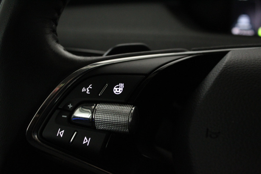 Škoda ENYAQ iV 80 Loft Edition > SOH 94%/Pano.schuifdak/Trekhaak/Memory stoel....