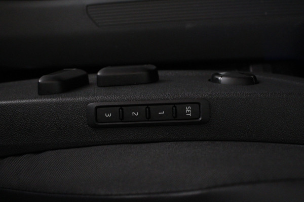 Škoda ENYAQ iV 80 Loft Edition > SOH 94%/Pano.schuifdak/Trekhaak/Memory stoel....