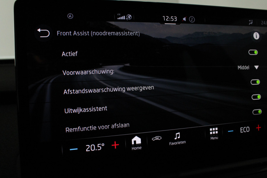 Škoda ENYAQ iV 80 Loft Edition > SOH 94%/Pano.schuifdak/Trekhaak/Memory stoel....