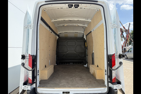 Ford E-Transit 68kWh 184PK L2H3 317km WLTP 97.3% (SOH) BEV Snelladen 360° Camera Climate Control Cruise Control Navigatie Carplay Parkeersensoren v+a