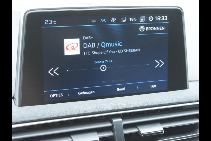 Peugeot 5008 1.2 PureTech GT-Line | 130 PK | 7-PERSOONS | LEDEREN BEKLEDING | PARKEERSENSOREN MET CAMERA | ELEKTR. ACHTERKLEP | CLIMATE CONTROL | SCHUIF-KANTELDAK