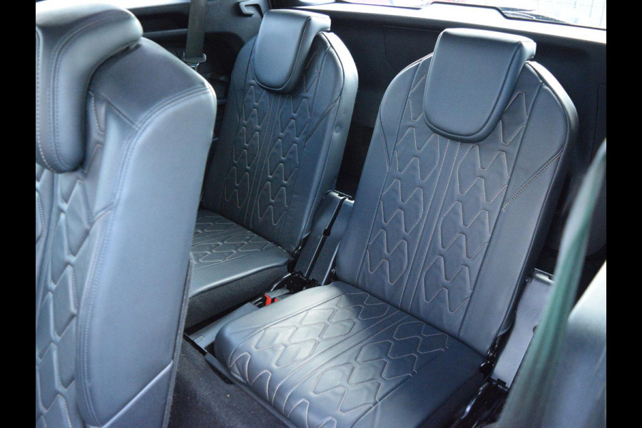 Peugeot 5008 1.2 PureTech GT-Line | 130 PK | 7-PERSOONS | LEDEREN BEKLEDING | PARKEERSENSOREN MET CAMERA | ELEKTR. ACHTERKLEP | CLIMATE CONTROL | SCHUIF-KANTELDAK