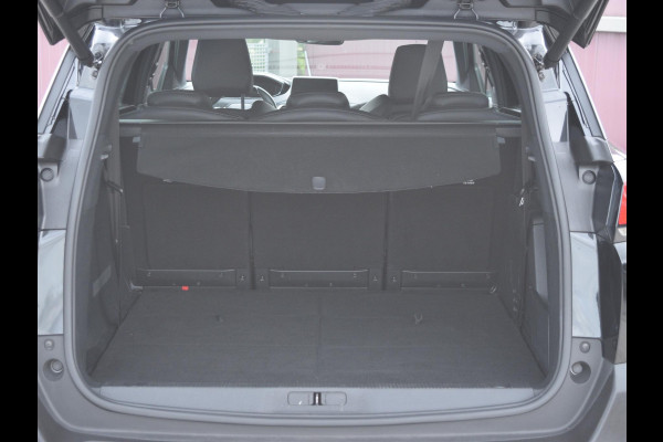 Peugeot 5008 1.2 PureTech GT-Line | 130 PK | 7-PERSOONS | LEDEREN BEKLEDING | PARKEERSENSOREN MET CAMERA | ELEKTR. ACHTERKLEP | CLIMATE CONTROL | SCHUIF-KANTELDAK
