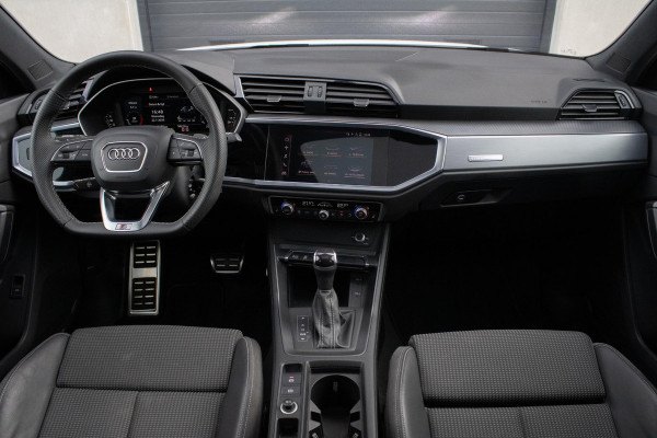 Audi Q3 Sportback 35 TFSI S line PANO CAMERA DODEHOEK CARPLAY