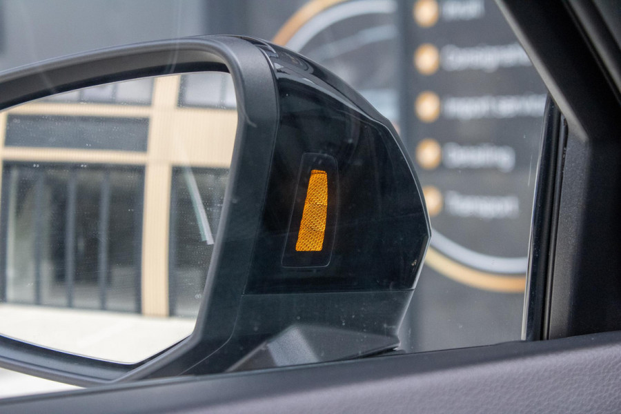 Audi Q3 Sportback 35 TFSI S line PANO CAMERA DODEHOEK CARPLAY