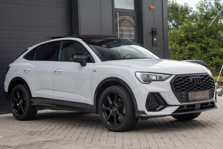 Audi Q3 Sportback 35 TFSI S line PANO CAMERA DODEHOEK CARPLAY