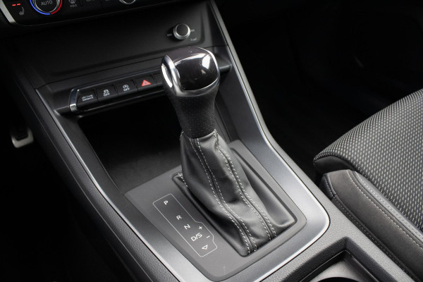 Audi Q3 Sportback 35 TFSI S line PANO CAMERA DODEHOEK CARPLAY