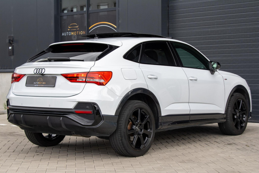Audi Q3 Sportback 35 TFSI S line PANO CAMERA DODEHOEK CARPLAY