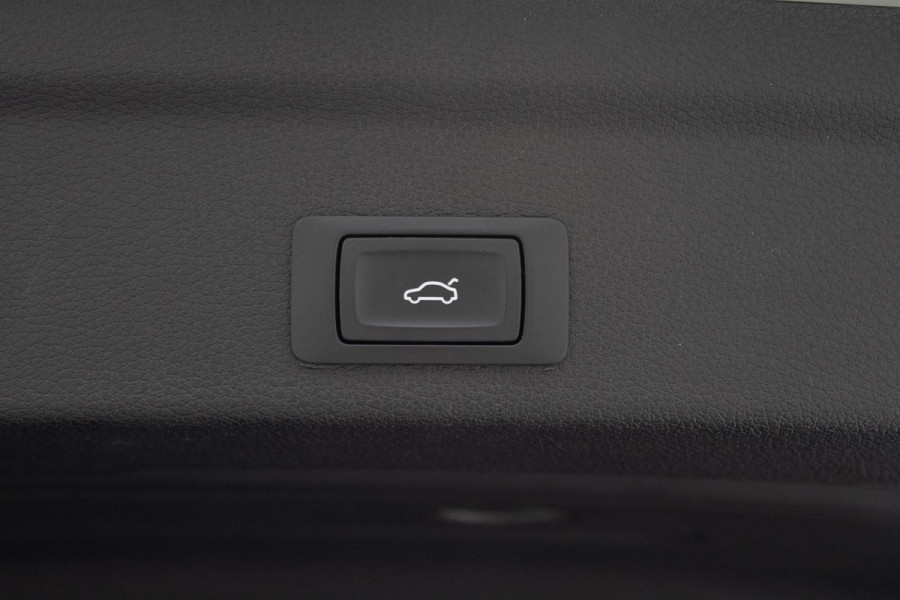 Audi Q3 Sportback 35 TFSI S line PANO CAMERA DODEHOEK CARPLAY