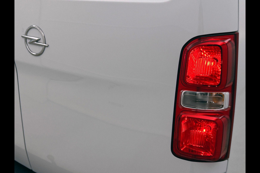 Opel Vivaro 145pk Automaat Dubbele Cabine L3H1 Navigatie Apple Carplay Cruise control Trekhaak