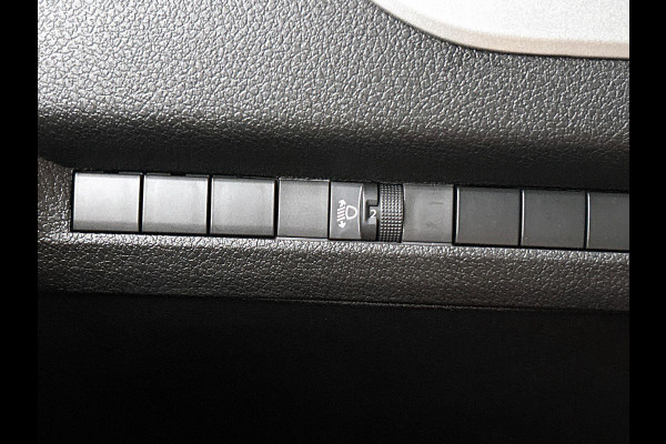 Opel Vivaro 145pk Automaat Dubbele Cabine L3H1 Navigatie Apple Carplay Cruise control Trekhaak