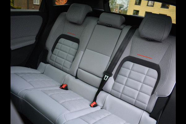 Citroën C5 Aircross 1.2 Hybrid 145 Max | Interieur-pakket | Trekhaak | Elektrisch Glazen Panoramadak |