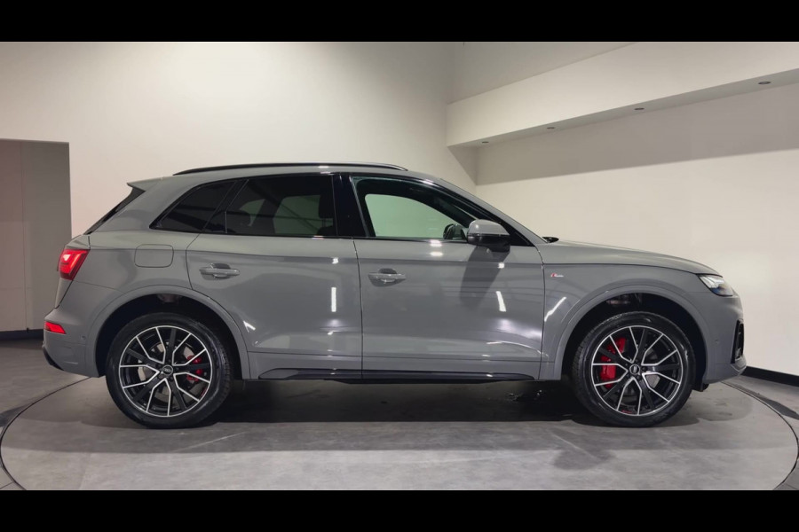 Audi Q5 50 TFSI e S edition | Panoramadak | B&O | Matrix LED | 20" | S-Line interieur