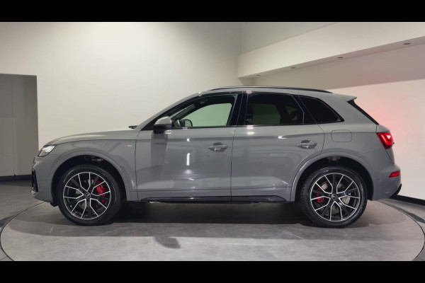 Audi Q5 50 TFSI e S edition | Panoramadak | B&O | Matrix LED | 20" | S-Line interieur