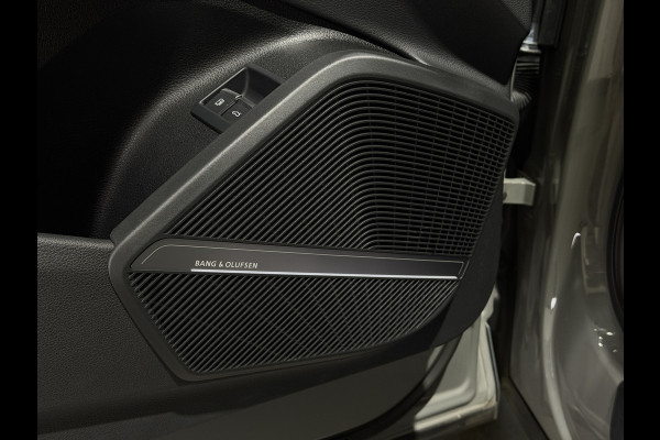 Audi Q5 50 TFSI e S edition | Panoramadak | B&O | Matrix LED | 20" | S-Line interieur