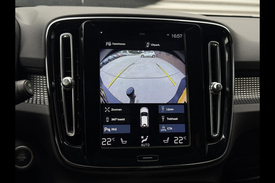 Volvo XC40 2.0 T5 AWD R-Design Intro Edition 1e Eigenaar|Pano|H&K|Camera|Trekhaak|Adap Cruise|Stuur+Stoel verw V+A|Carplay|Elek Achterklep|PDC V+A|N.A.P|APK tot 04-2027