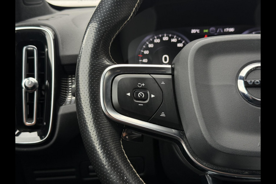 Volvo XC40 2.0 T5 AWD R-Design Intro Edition 1e Eigenaar|Pano|H&K|Camera|Trekhaak|Adap Cruise|Stuur+Stoel verw V+A|Carplay|Elek Achterklep|PDC V+A|N.A.P|APK tot 04-2027