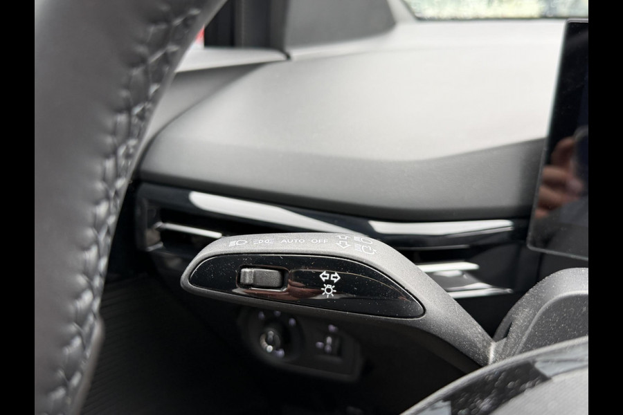 MG Mg4 electric Luxury 64 kWh | 360 CAMERA| 7 JAAR MG GARANTIE T/M 07-2031| ELEK. STOEL| DODE HOEK SENSOR| STOEL + STUURVERWARMING| ADAPTIVE CRUISE CONTROL |