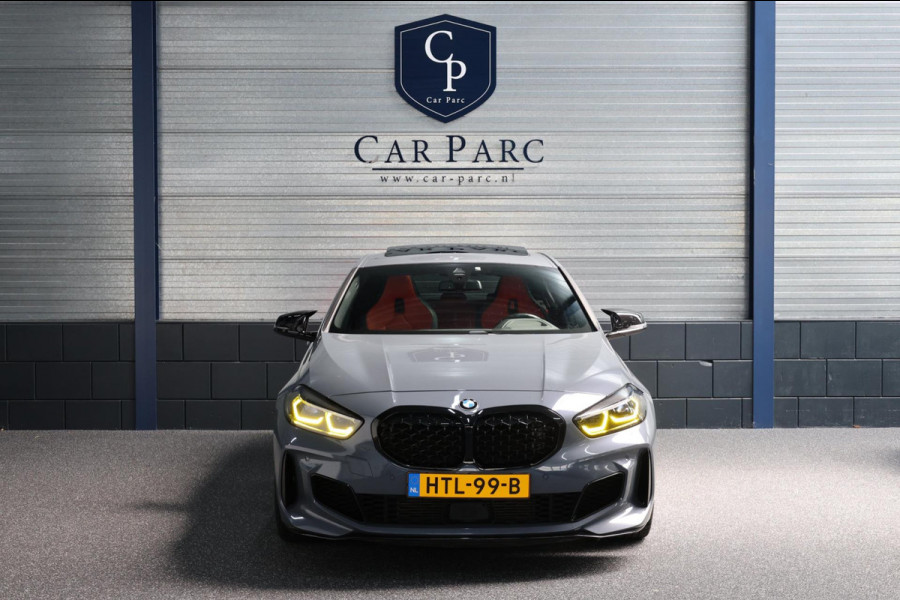 BMW 1-serie M135i xDrive 306+PK M-PERFORMANCE/LED/VIRTUAL/SFEER/PANO/LEER+S.VERWARMING/LMV/CAM/CRUISE/ECC/12 MND GARANTIE!