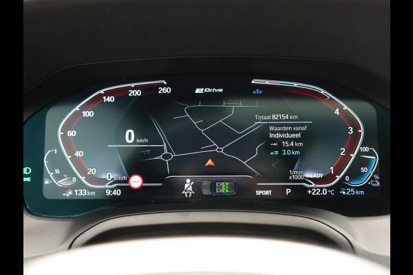BMW 3 Serie Touring 330e xDrive M Sport PHEV 293pk Dealer O.H | Panodak | Head Up | Camera | Laser LED | Lederen Sportstoelen Memory & Verwarmd | Keyless | Cruise Control | BLIS | Apple Carplay | Virtual | Navigatie | DAB | 18"L.M | Plug In Hybrid |