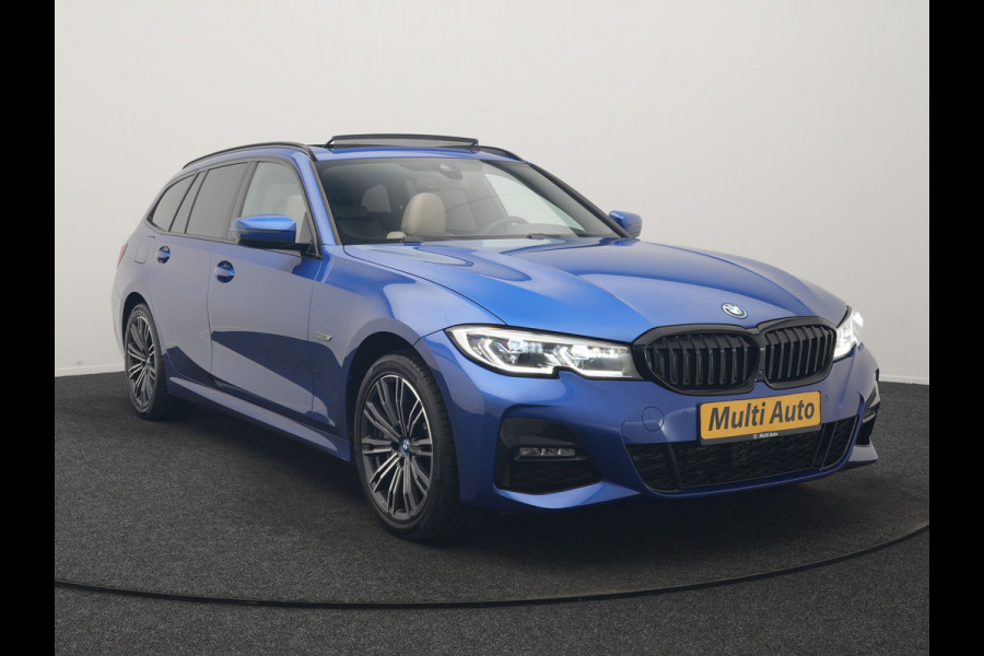 BMW 3 Serie Touring 330e xDrive M Sport PHEV 293pk Dealer O.H | Panodak | Head Up | Camera | Laser LED | Lederen Sportstoelen Memory & Verwarmd | Keyless | Cruise Control | BLIS | Apple Carplay | Virtual | Navigatie | DAB | 18"L.M | Plug In Hybrid |