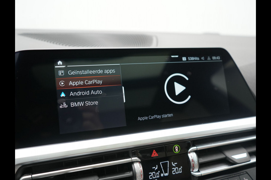 BMW 3 Serie Touring 330e xDrive M Sport PHEV 293pk Dealer O.H | Panodak | Head Up | Camera | Laser LED | Lederen Sportstoelen Memory & Verwarmd | Keyless | Cruise Control | BLIS | Apple Carplay | Virtual | Navigatie | DAB | 18"L.M | Plug In Hybrid |