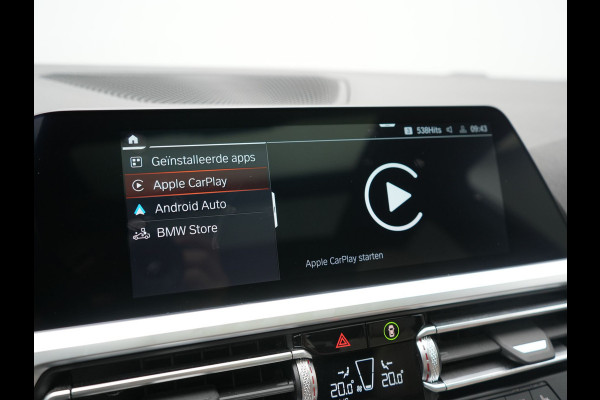 BMW 3 Serie Touring 330e xDrive M Sport PHEV 293pk Dealer O.H | Panodak | Head Up | Camera | Laser LED | Lederen Sportstoelen Memory & Verwarmd | Keyless | Cruise Control | BLIS | Apple Carplay | Virtual | Navigatie | DAB | 18"L.M | Plug In Hybrid |