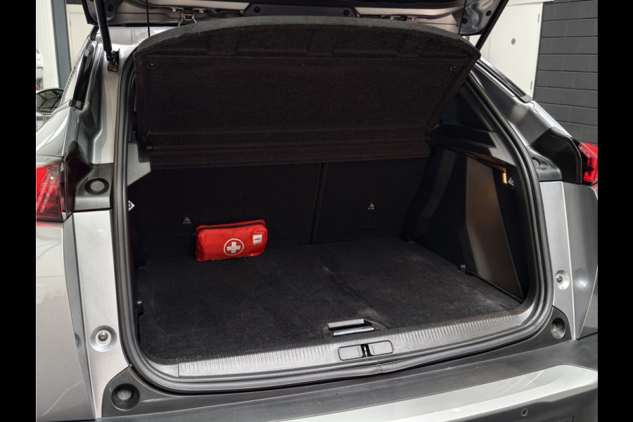 Peugeot 2008 1.2 PureTech GT 131PK Pano | Masssage | 360 | Leder | ACC | Dodehoek