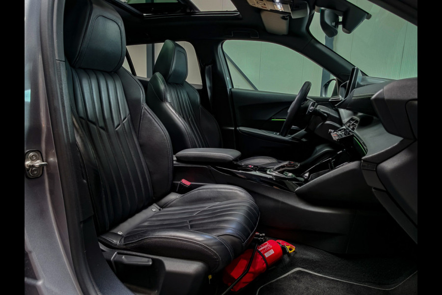 Peugeot 2008 1.2 PureTech GT 131PK Pano | Masssage | 360 | Leder | ACC | Dodehoek