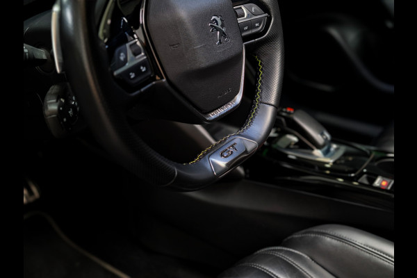 Peugeot 2008 1.2 PureTech GT 131PK Pano | Masssage | 360 | Leder | ACC | Dodehoek