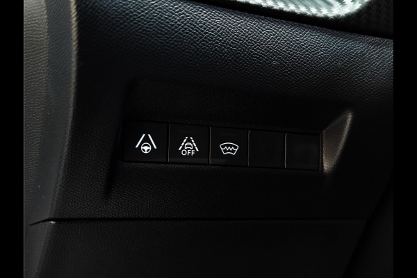 Peugeot 2008 1.2 PureTech GT 131PK Pano | Masssage | 360 | Leder | ACC | Dodehoek