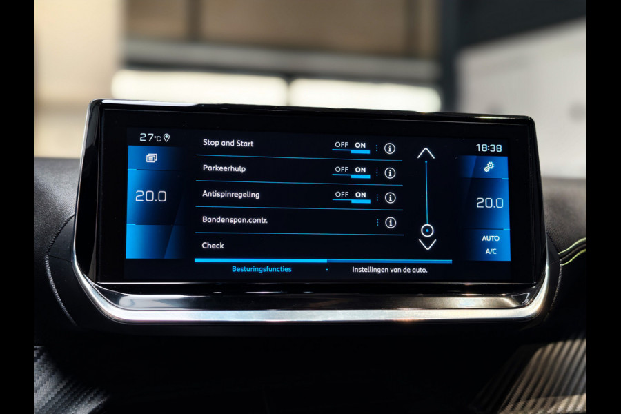 Peugeot 2008 1.2 PureTech GT 131PK Pano | Masssage | 360 | Leder | ACC | Dodehoek