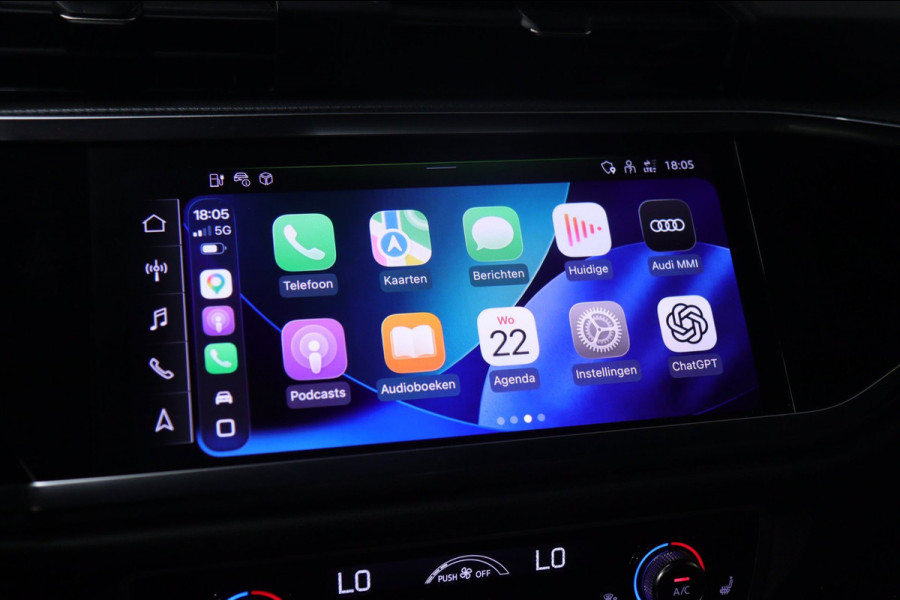 Audi Q3 45 TFSI e 3X S-Line /PANO/CARPLAY/KEYLES/STOELV/BOMVOL