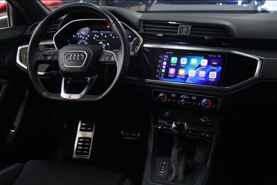 Audi Q3 45 TFSI e 3X S-Line /PANO/CARPLAY/KEYLES/STOELV/BOMVOL