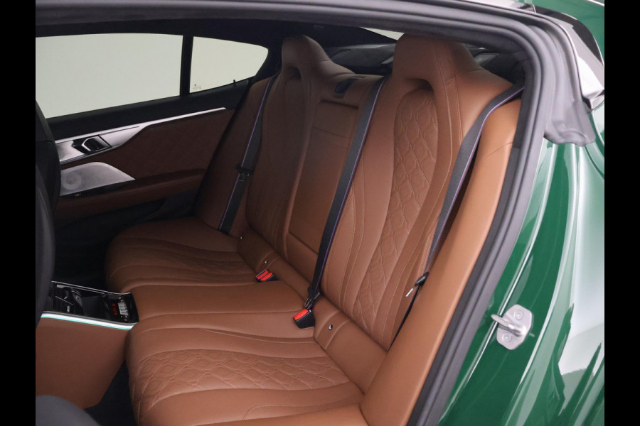 BMW 8 Serie Gran Coupé M8 COMPETITION 626 PK IRISH GREEN + BOWERS & WILKINS | KERAMISCHE REMMEN