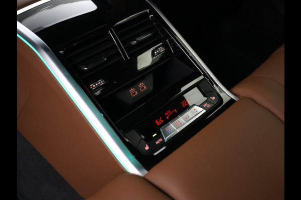 BMW 8 Serie Gran Coupé M8 COMPETITION 626 PK IRISH GREEN + BOWERS & WILKINS | KERAMISCHE REMMEN