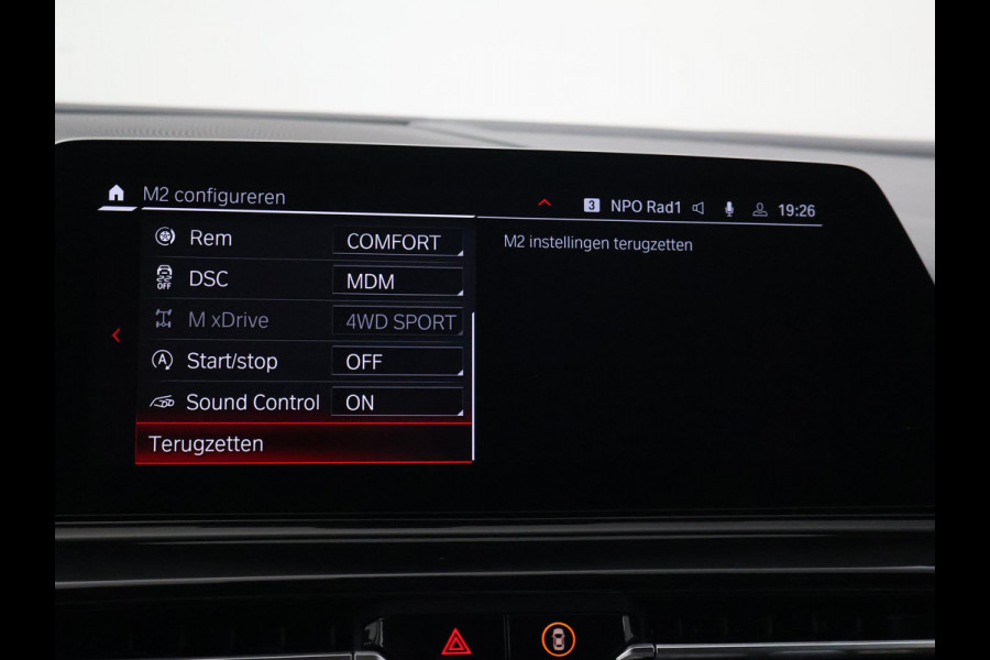BMW 8 Serie Gran Coupé M8 COMPETITION 626 PK IRISH GREEN + BOWERS & WILKINS | KERAMISCHE REMMEN